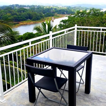 Mahaweli View Inn Kandy Eksteriør billede