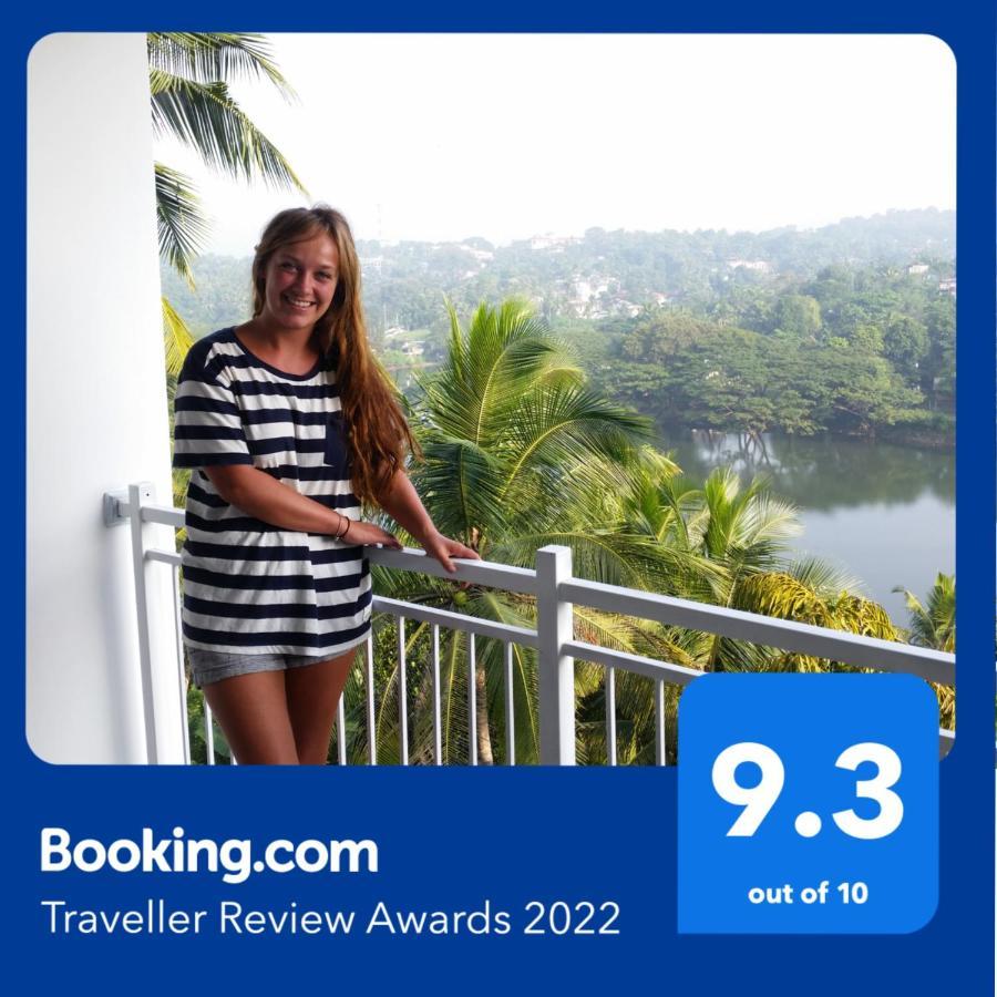 Mahaweli View Inn Kandy Eksteriør billede