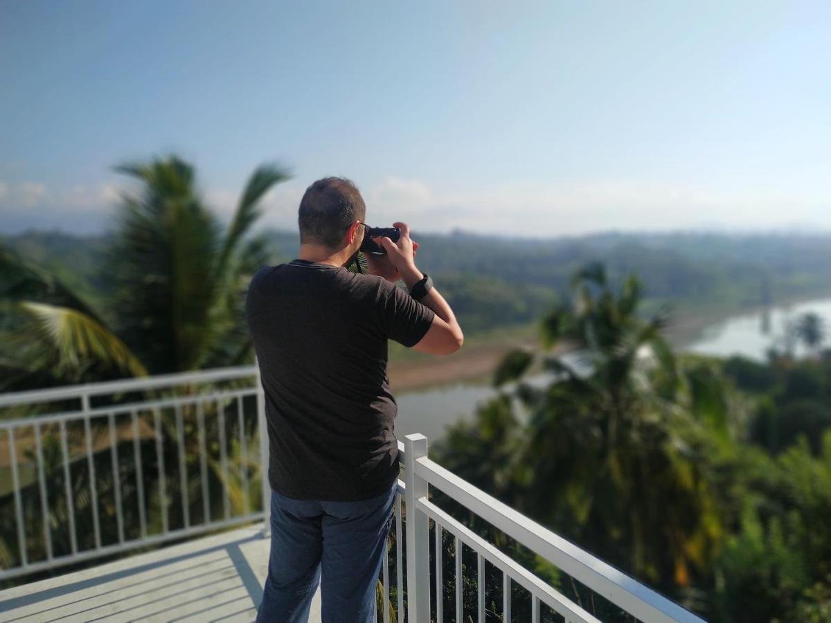 Mahaweli View Inn Kandy Eksteriør billede