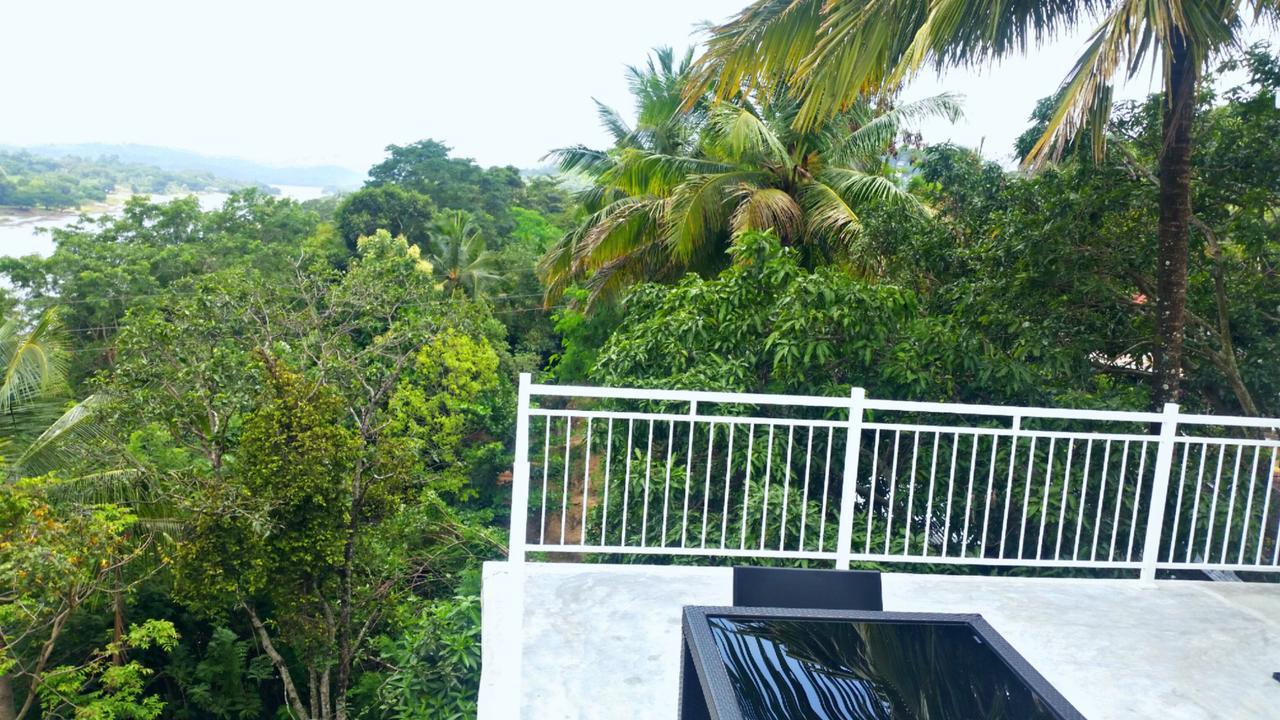 Mahaweli View Inn Kandy Eksteriør billede