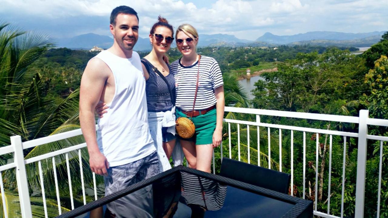 Mahaweli View Inn Kandy Eksteriør billede